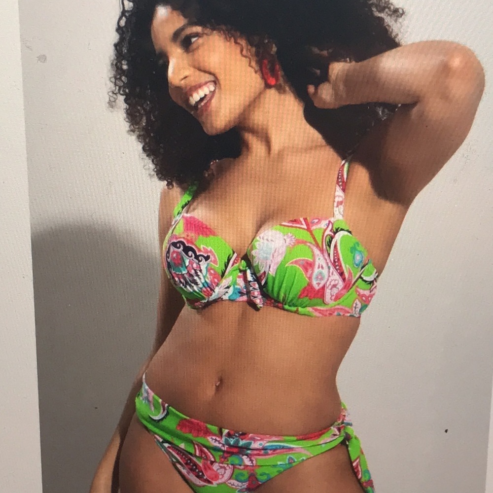 32 DD Bikini - BOTTOMS UK10 barely used